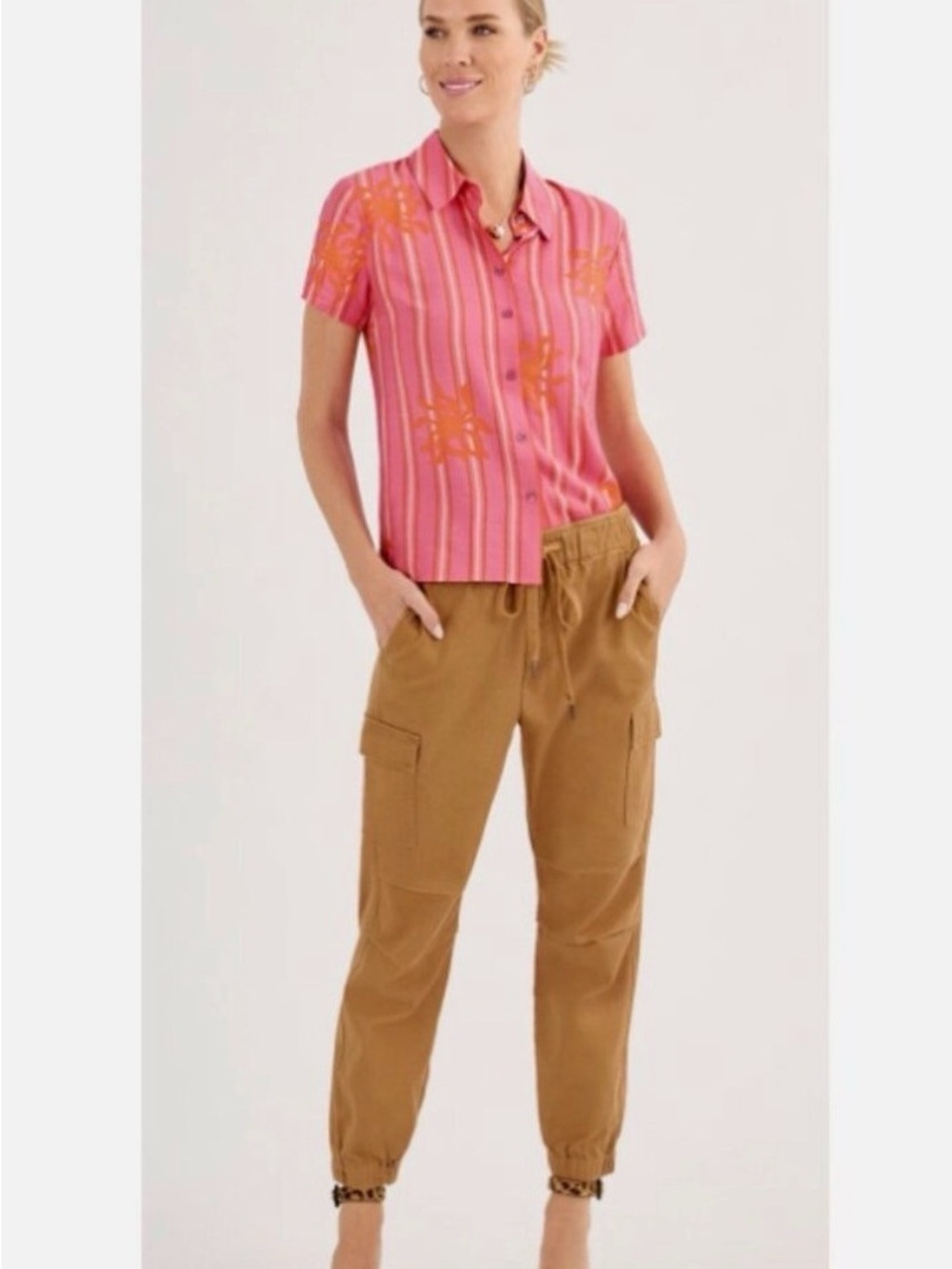 CABI Jargon Jogger Size M #6695 Nutmeg Cargo Pants Pockets Spring 2025